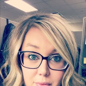 Meet your Posher, Betsy